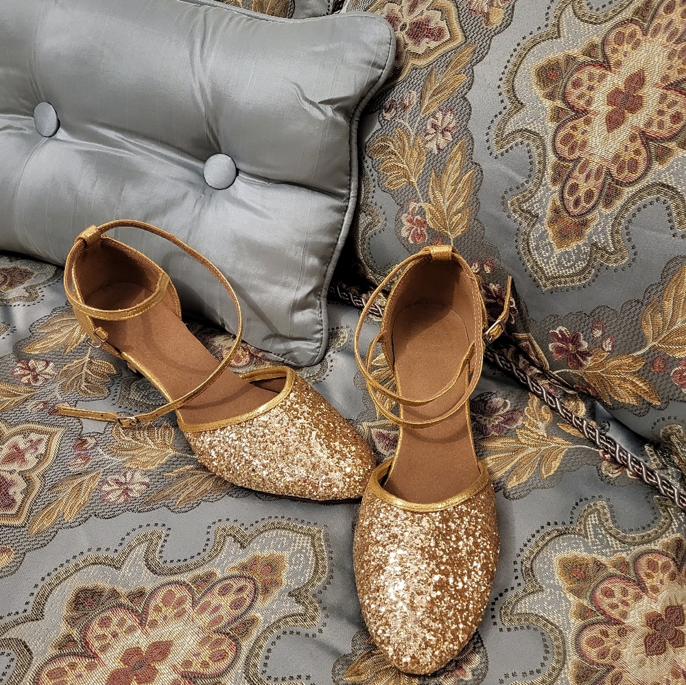 Dressy Gold Shoes